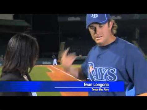 evan longoria bare hand catch.